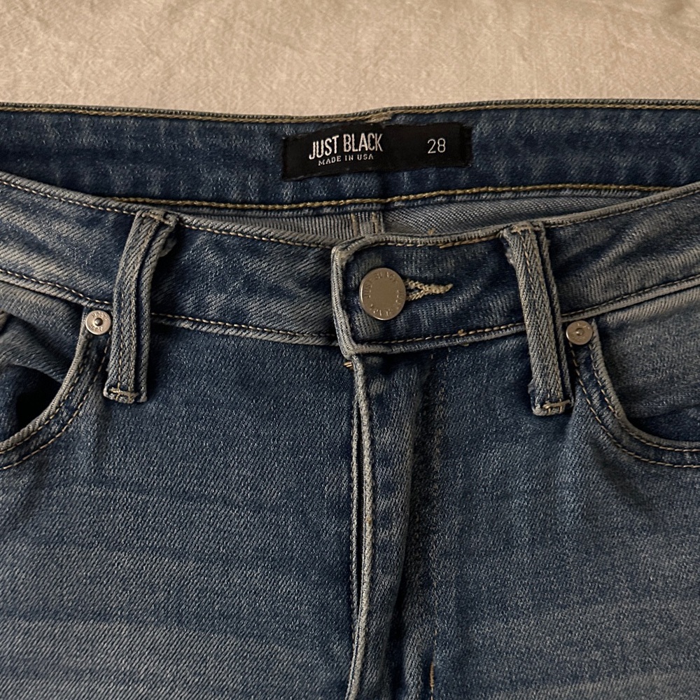 Just Black Women's Straight Leg Distressed Jeans - Picture 2 of 3